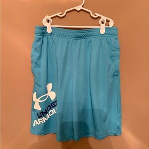 Boys Under Armour brand athletic shorts in excellent condition, size youth XL
